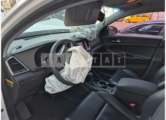 Photo 2 of 16: 2016 Hyundai Tucson — Korean insurance auction
