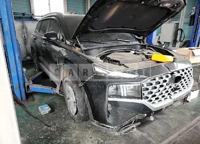 Photo 1 of 9: 2021 Hyundai Santa Fe, VIN KMHS381HHMU389829 — Korean insurance auction
