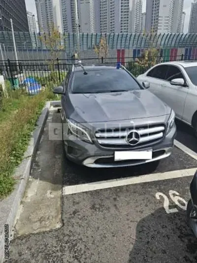 Photo 1 of 5: 2016 Mercedes-Benz GLA200d 4Matic — Korean insurance auction