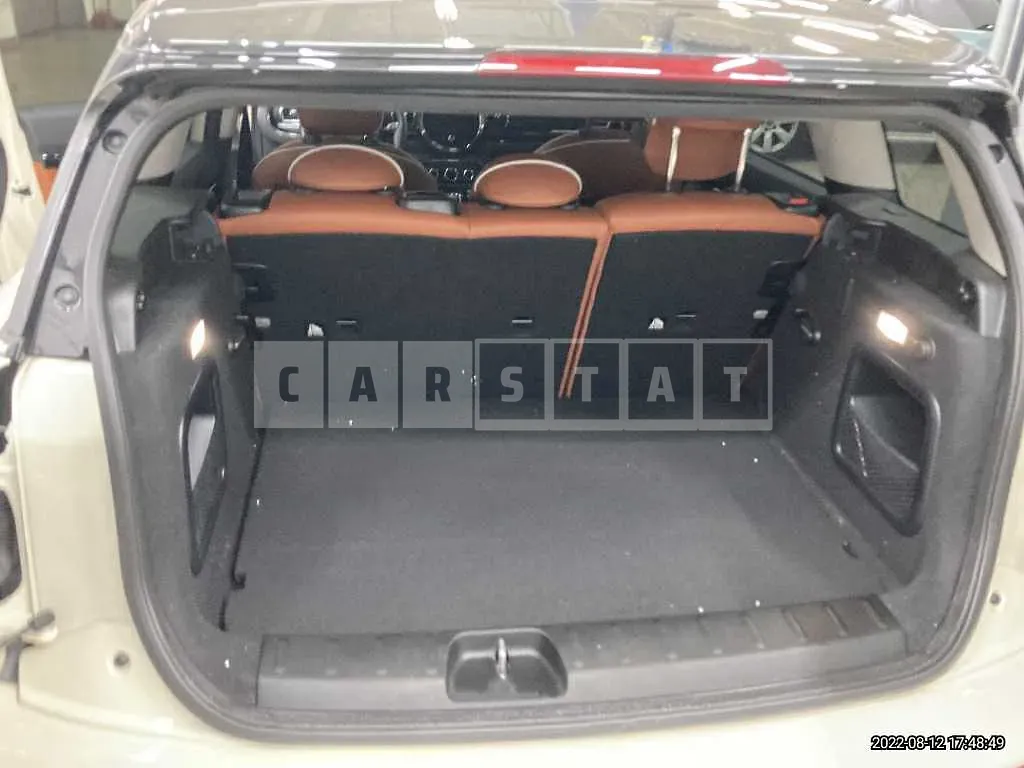 Photo 2 of 9: 2022 MINI Cooper S Clubman, VIN WMWXJ5102N2R56628 — Korean insurance auction
