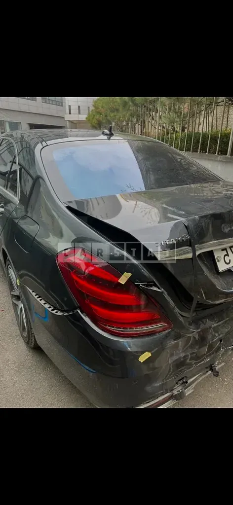 Photo 2 of 4: 2018 Mercedes-Benz S560 4Matic, VIN WDDUG8GB4JA347853 — Korean insurance auction