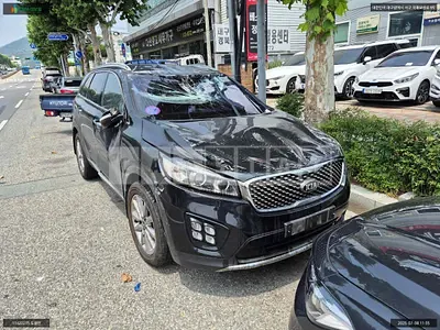 Photo 1 of 12: 2017 Kia Sorento, VIN KNAPS81ABHA316719 — Korean insurance auction