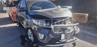 Photo 1 of 6: 2017 Kia Sorento — Korean insurance auction