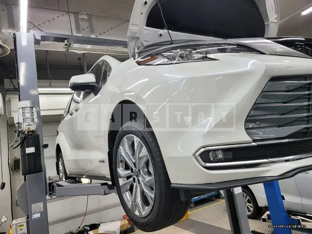 Photo 2 of 21: 2021 Toyota Sienna Hybrid 2WD, VIN 5TDGRKEC6MS022039 — Korean insurance auction