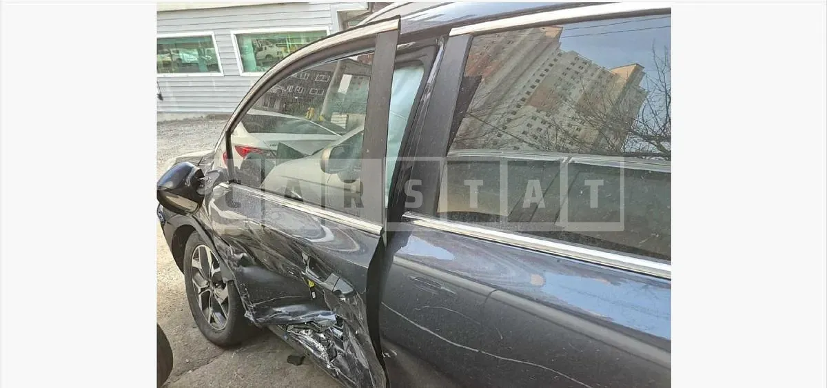 Photo 2 of 19: 2019 Kia Sportage 4WD — Korean insurance auction