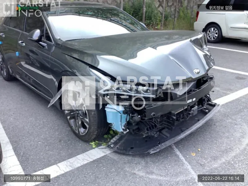 Photo 2 of 24: 2020 Kia K5, VIN KNAG541ABLA070264 — Korean insurance auction
