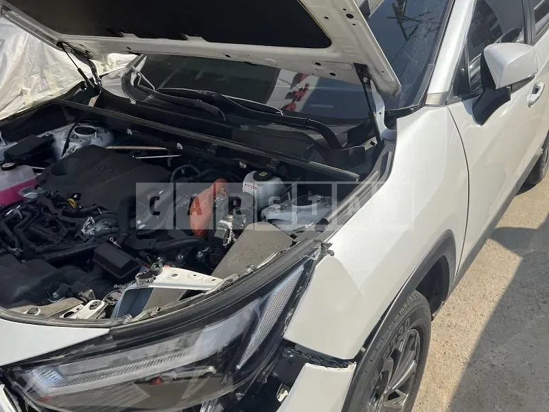 Photo 2 of 36: 2023 Toyota Lave 4 Hybrid AWD — Korean insurance auction
