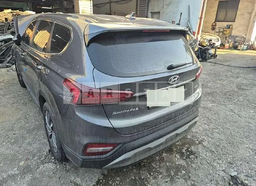 Photo 2 of 19: 2018 Hyundai Santa Fe TM — Korean insurance auction