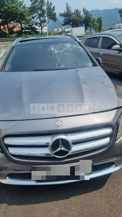 Photo 1 of 11: 2015 Mercedes-Benz GLA200 CDI 4Matic — Korean insurance auction