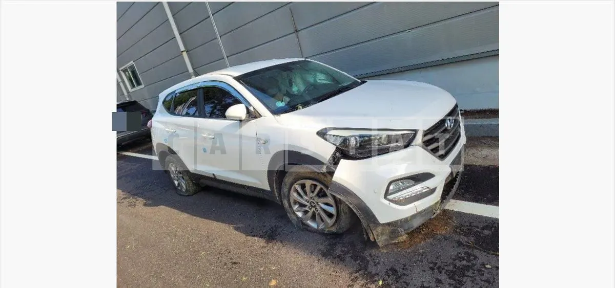 Photo 2 of 34: 2015 Hyundai Tucson TL — Korean insurance auction