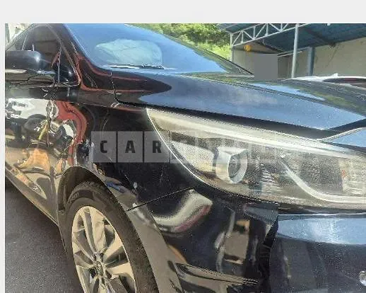 Photo 2 of 17: 2015 Kia Carnivals — Korean insurance auction
