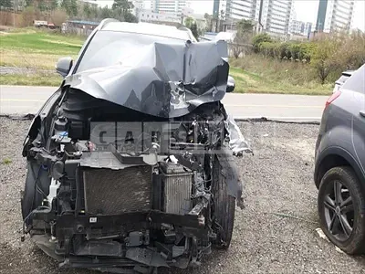 Photo 1 of 24: 2020 Hyundai Santa Fe, VIN KMHS381ABLU208763 — Korean insurance auction