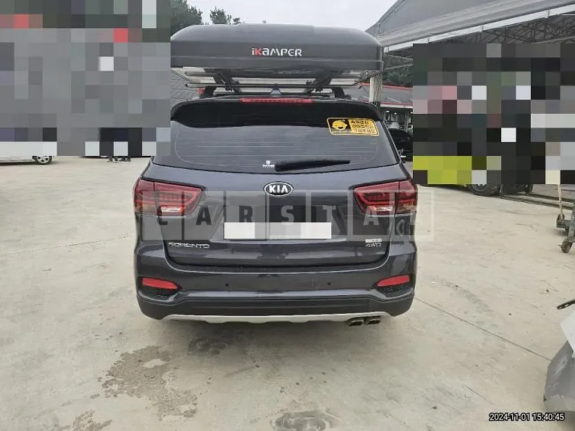 Photo 2 of 55: 2017 Kia Sorento 4WD — Korean insurance auction