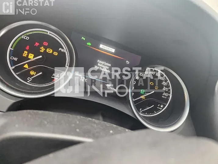 Photo 2 of 21: 2018 Toyota Camry Hybrid — Korean insurance auction