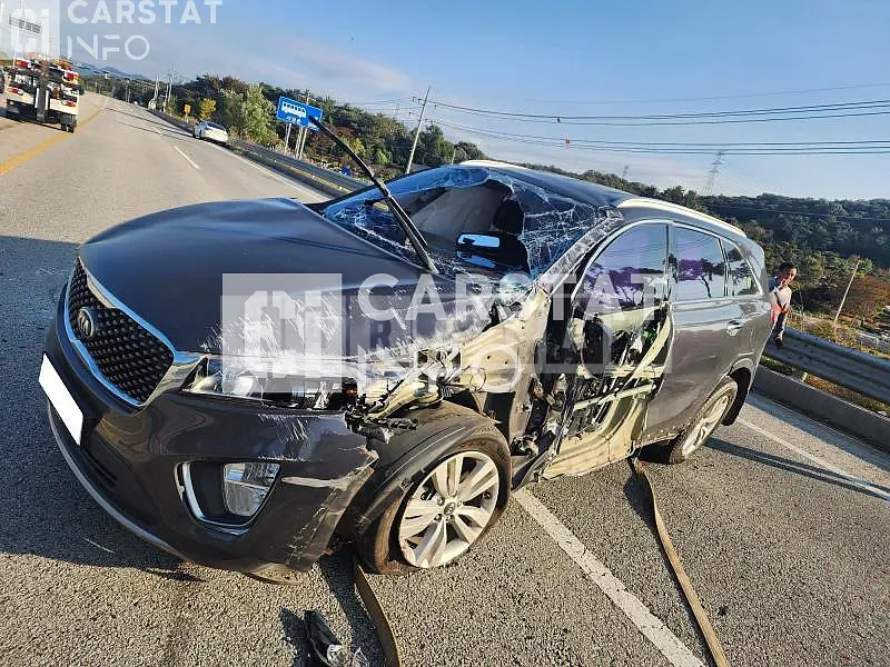 Photo 2 of 7: 2015 Kia Sorento, VIN KNAPS81ABFA032575 — Korean insurance auction
