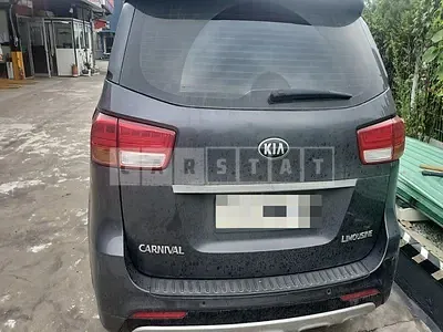 Photo 1 of 15: 2015 Kia Carnival Limousine — Korean insurance auction