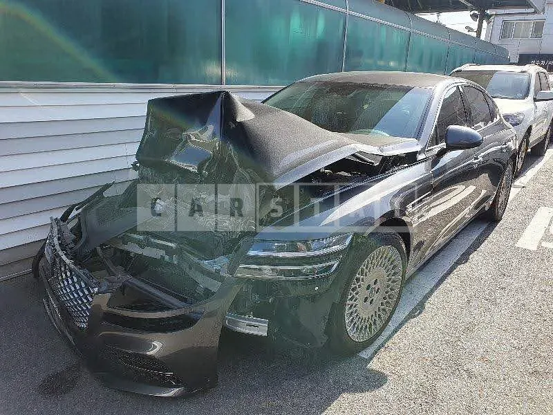 Photo 2 of 44: 2020 Genesis G80, VIN KMTGA41BDMU039875 — Korean insurance auction