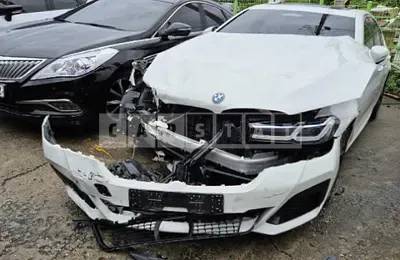 Photo 1 of 27: 2022 BMW 530e — Korean insurance auction