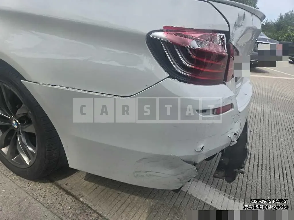 Photo 2 of 14: 2015 BMW 520d — Korean insurance auction