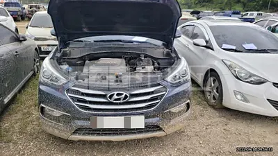 Photo 1 of 17: 2017 Hyundai Calm Santa Fe 2.0 — Korean insurance auction