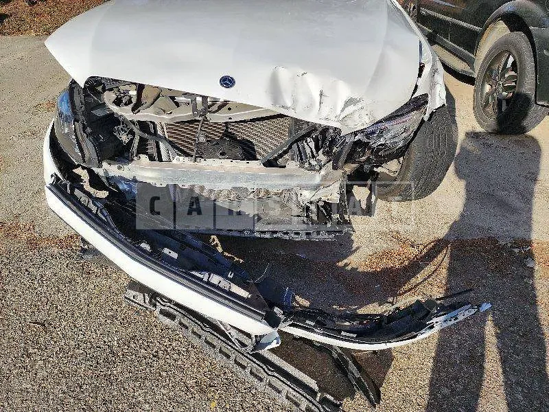 Photo 2 of 18: 2019 Mercedes-Benz E220 d, VIN WDDZF0EB8KA656241 — Korean insurance auction