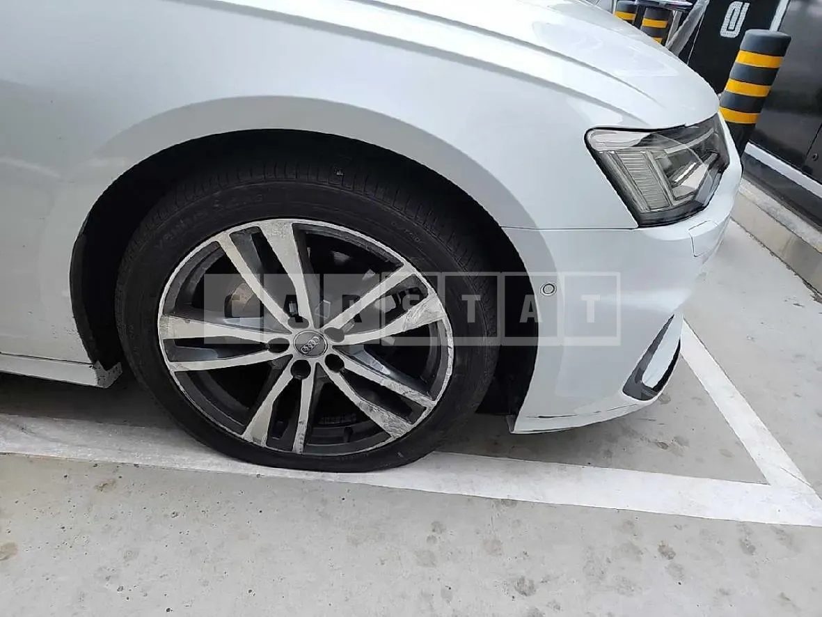 Photo 2 of 40: 2021 Audi A6 40 TDI, VIN WAUZZZF28MN001543 — Korean insurance auction