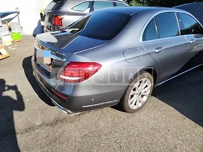 Photo 1 of 49: 2020 Mercedes-Benz E220d 4Matic, VIN W1KZF0FB0LA830917 — Korean insurance auction