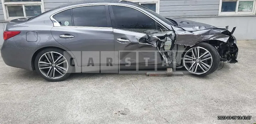 Photo 2 of 18: 2015 Infiniti Q50 2.2d, VIN JNKDV71E9FM530568 — Korean insurance auction