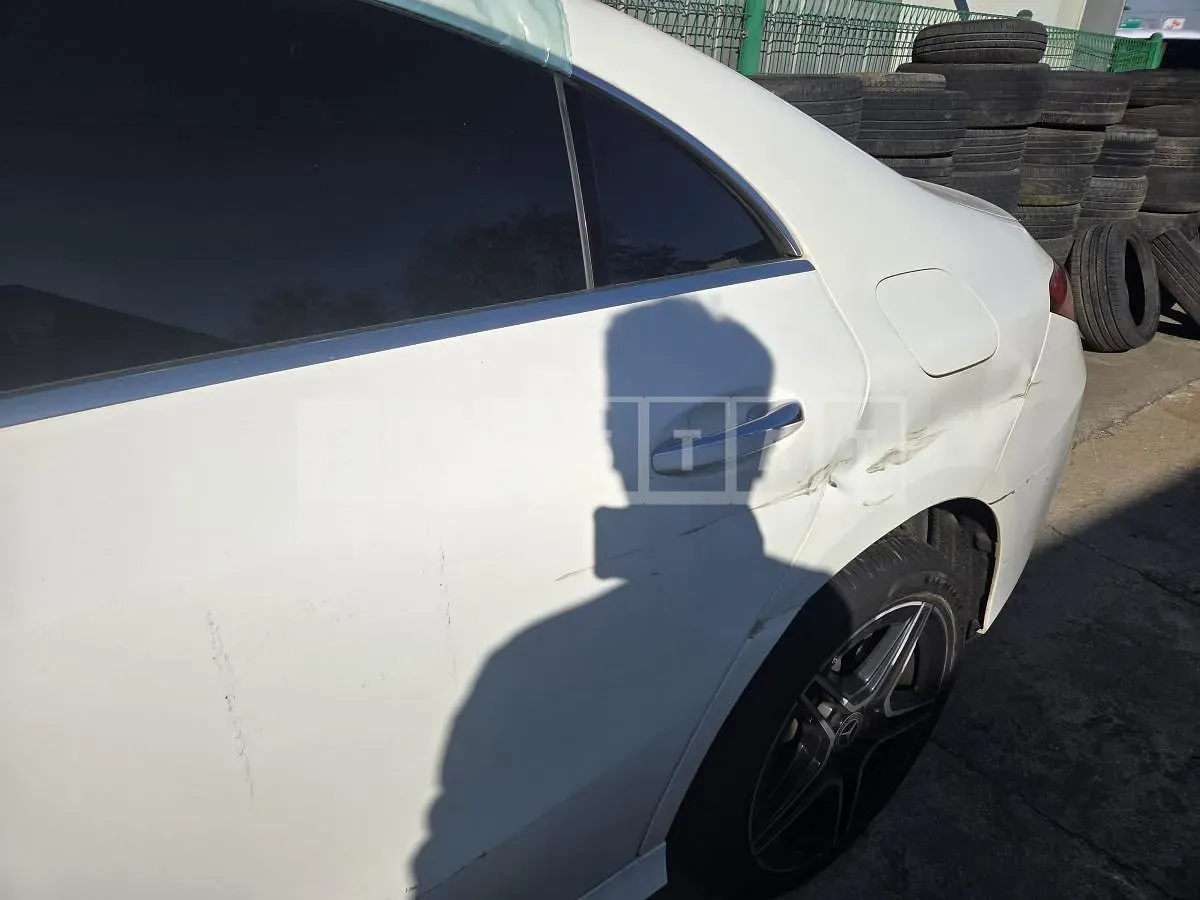 Photo 2 of 5: 2021 Mercedes-Benz CLA250 4Matic — Korean insurance auction