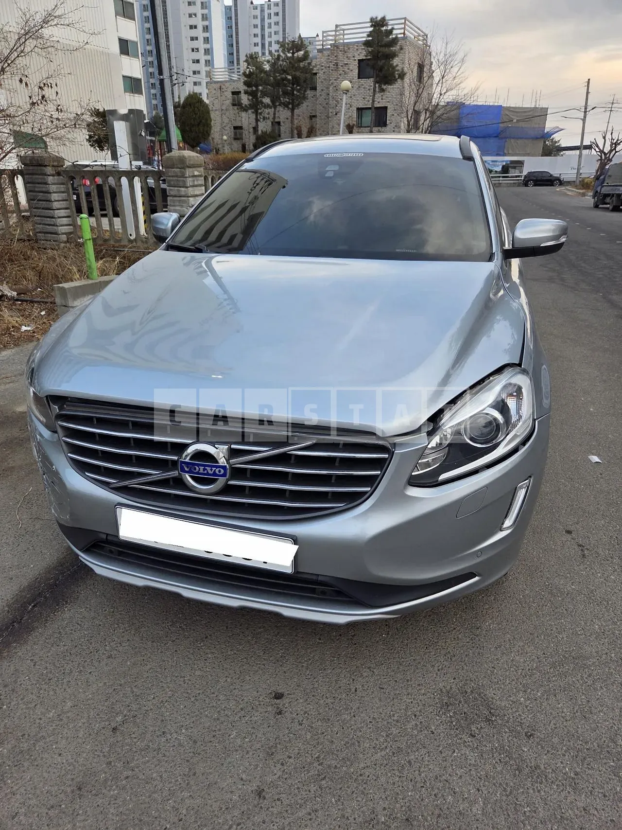 Photo 2 of 31: 2016 Volvo XC60D3, VIN YV1DZARBDH2041443 — Korean insurance auction