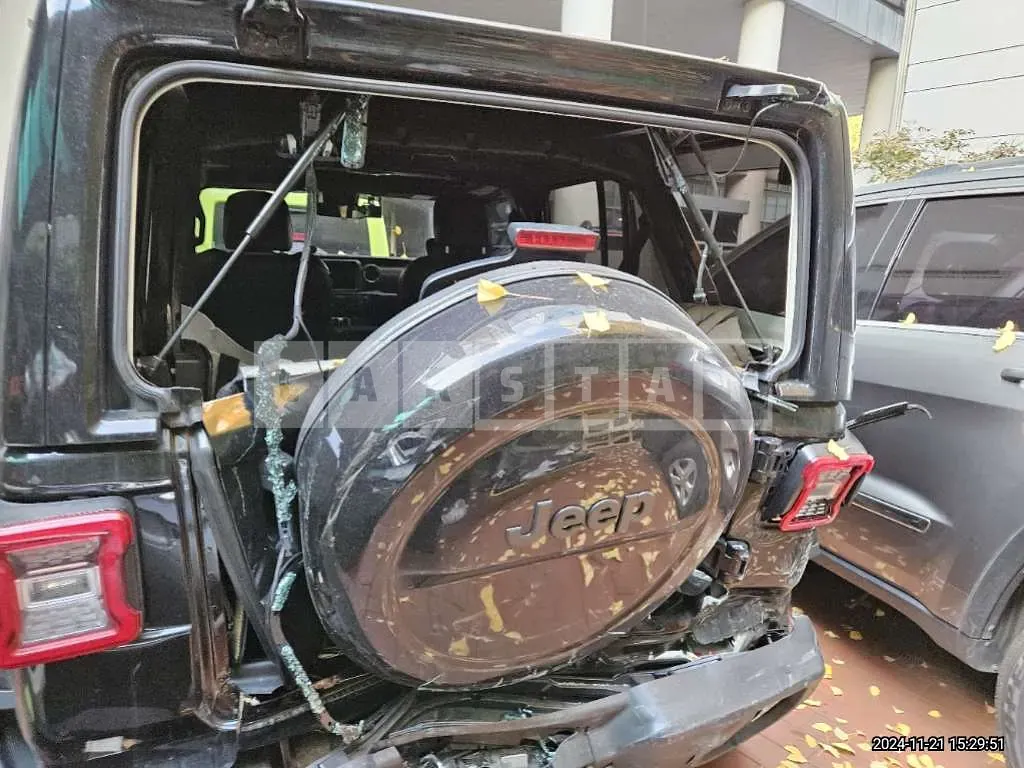 Photo 2 of 50: 2021 Jeep Wrangler Sahara — Korean insurance auction