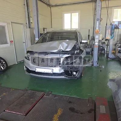 Photo 1 of 11: 2016 Kia Carnival Limousine, VIN KNAME811BGS242577 — Korean insurance auction