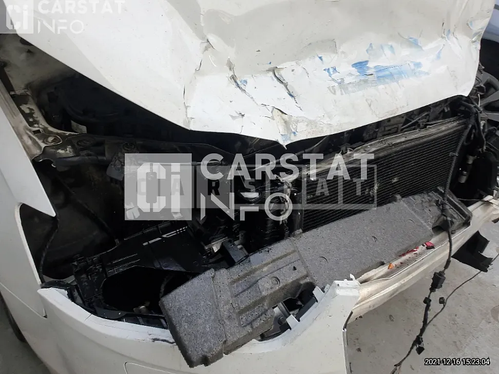 Photo 2 of 19: 2015 Audi A4 35 TDI quattro, VIN WAUZZZ8K4FN033244 — Korean insurance auction