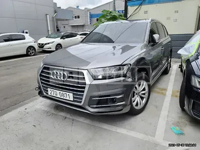 2016 Audi Q7 35 TDI four