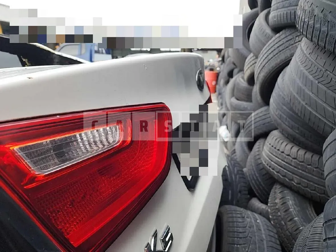 Photo 3 of 3: 2014 Kia K5 LPG — Korean insurance auction