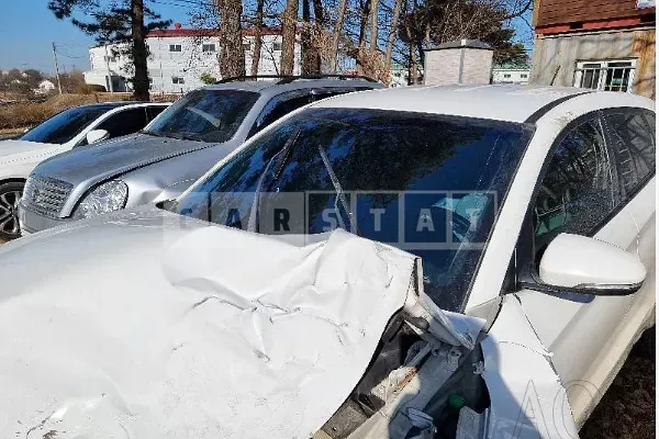 Photo 2 of 16: 2017 Hyundai Tucson, VIN KMHJ281ABHU472620 — Korean insurance auction