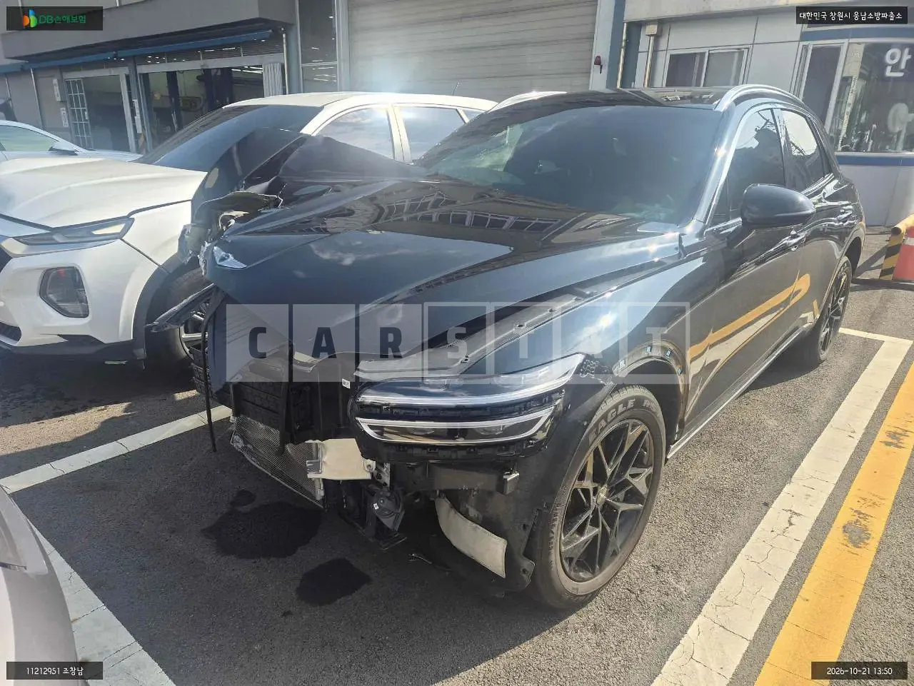 Photo 2 of 15: 2022 Genesis GV70, VIN KMTMA81BBPU094152 — Korean insurance auction