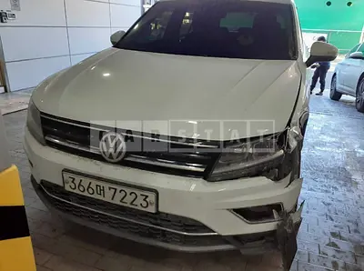 Photo 1 of 22: 2020 Volkswagen Tiguan 2.0 TDI, VIN WVGZZZ5NZLW821140 — Korean insurance auction