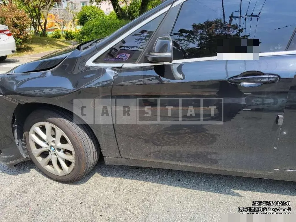Photo 2 of 18: 2019 BMW Active Tourer Joy — Korean insurance auction
