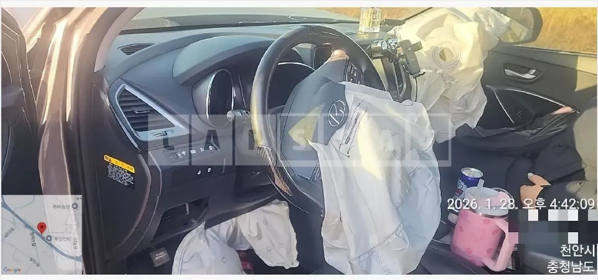 Photo 2 of 9: 2016 Hyundai Santa Fe DM Diesel — Korean insurance auction