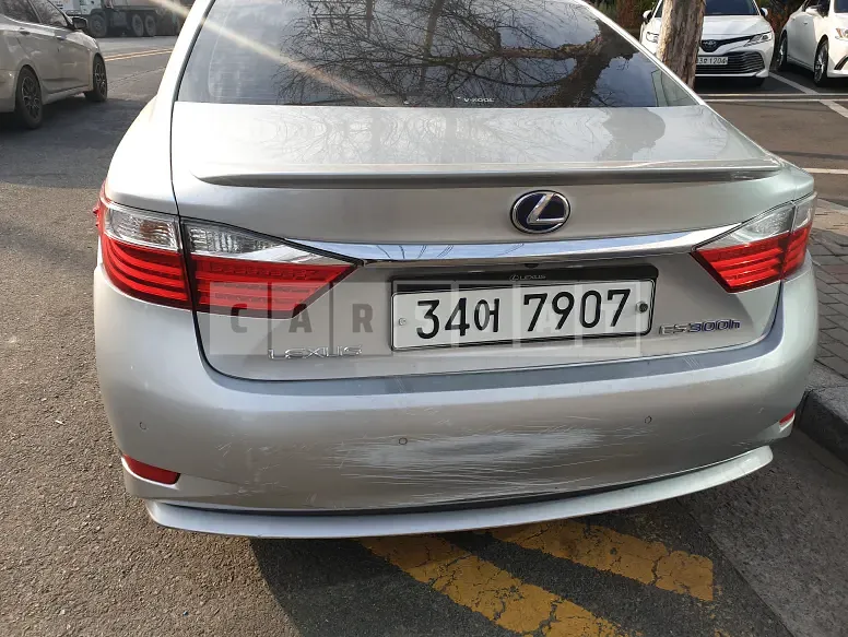 Photo 2 of 17: 2015 Lexus ES300h, VIN JTHBW1GG4F2091415 — Korean insurance auction