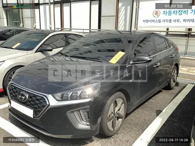 Photo 1 of 27: 2019 Hyundai Ionic Hybrid, VIN KMHC851CGLU188829 — Korean insurance auction
