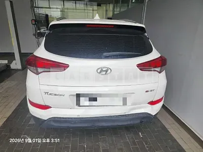 Photo 1 of 25: 2015 Hyundai Tucson TL 1.7 — Korean insurance auction