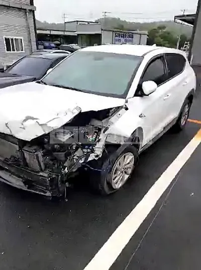 Photo 1 of 7: 2016 Hyundai Tucson, VIN KMHJ2815GGU145047 — Korean insurance auction