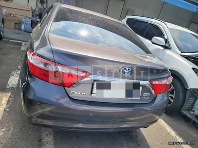 Photo 1 of 62: 2015 Toyota Camry Hybrid, VIN 4T1BD1FK3FU170717 — Korean insurance auction