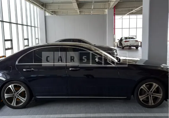Photo 2 of 17: 2019 Mercedes-Benz Is 300 Avantgarde, VIN WDDZF4JB5KA675231 — Korean insurance auction