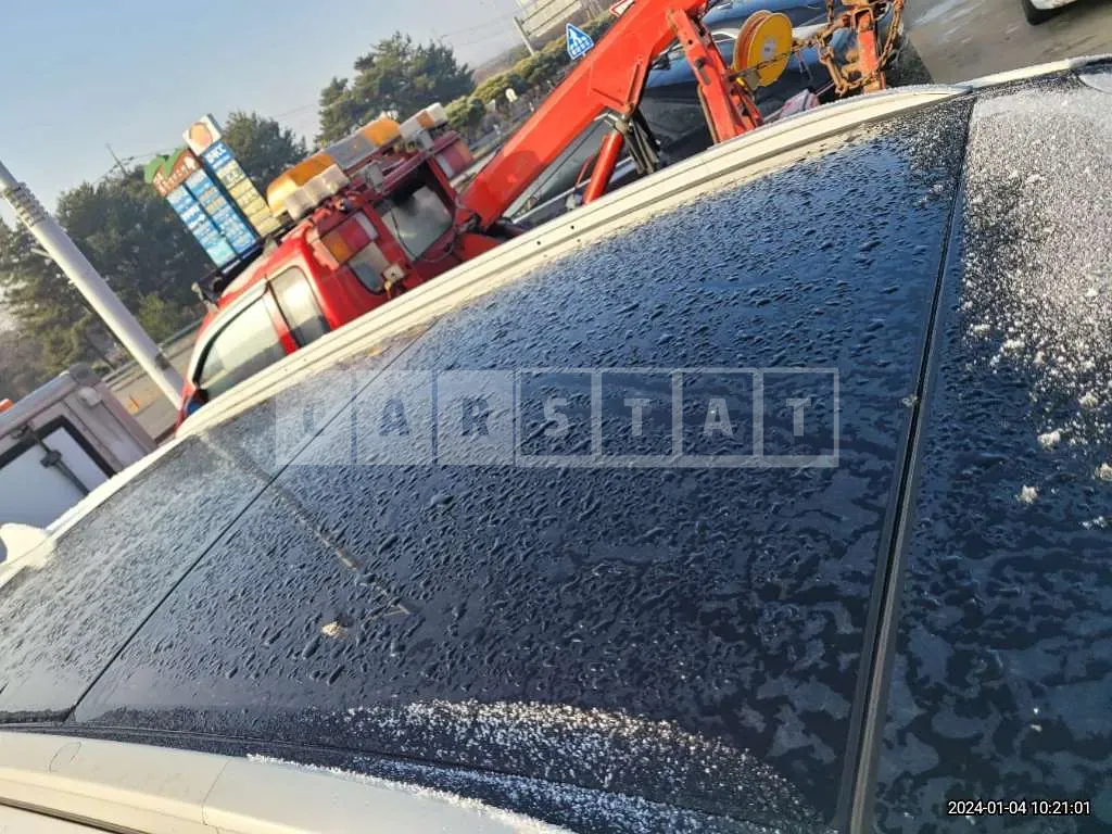 Photo 2 of 21: 2017 Kia Sorento, VIN KNAPK81BDHA285698 — Korean insurance auction