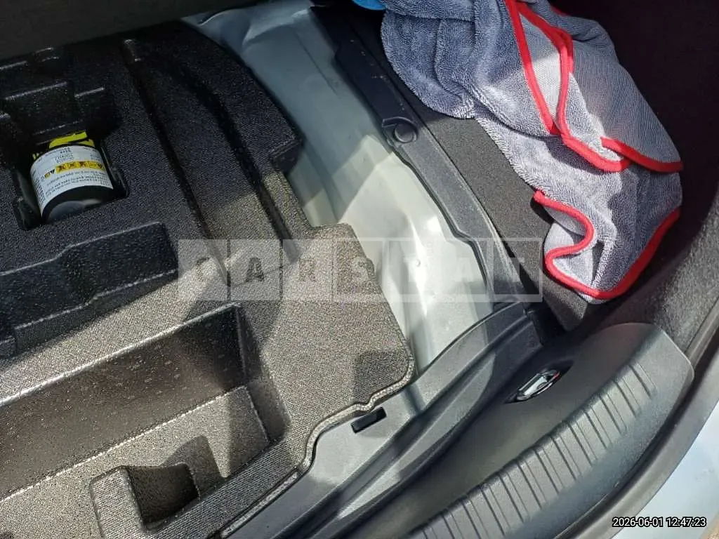 Photo 2 of 27: 2023 Lexus ES300h — Korean insurance auction