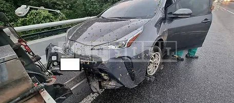 Photo 2 of 11: 2021 Toyota Prius, VIN JTDL9MFU4M3030465 — Korean insurance auction