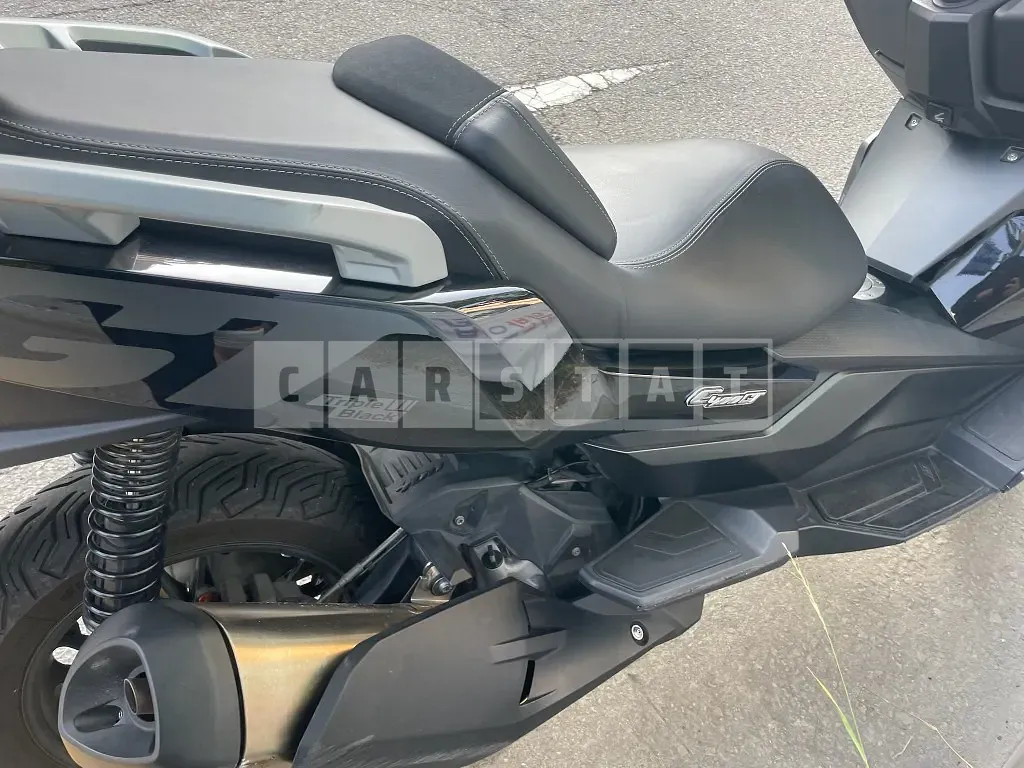 Photo 2 of 19: 2023 BMW (Two-Wheel) C400GT — Korean insurance auction